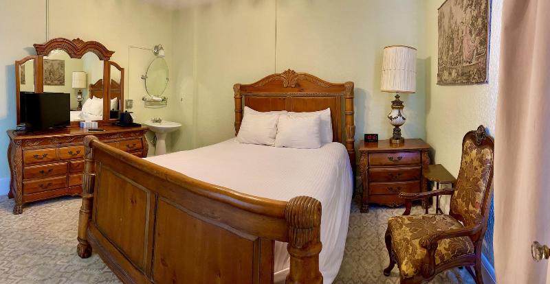 The DeLand Hotel - photo 38