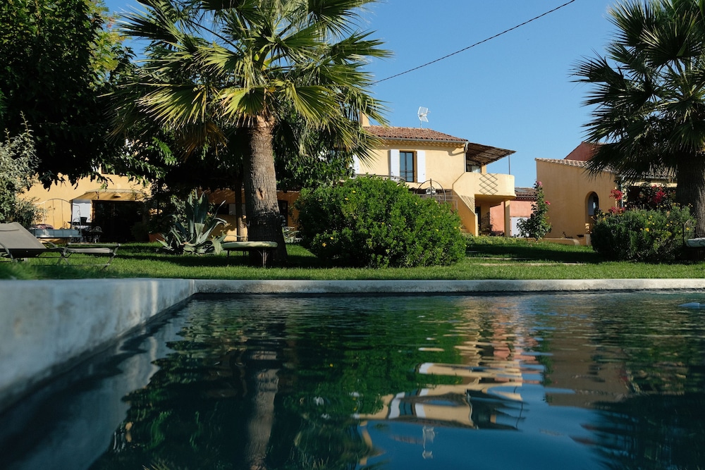Le Clos Bb — hotel in Saint-Cyr-Sur-Mer