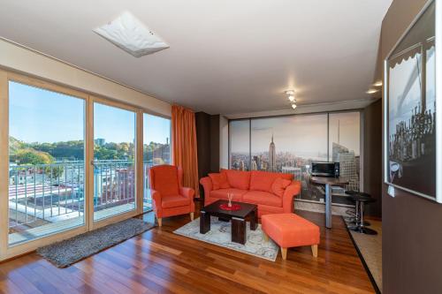 Panoramic city centre apartment by Polo Apartments — 4-Star Luxury Hotel in Kaunas, Lithuania