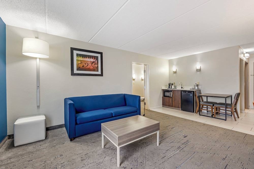 Holiday Inn Express & Suites Nashville Southeast Antioch by IHG - photo 14