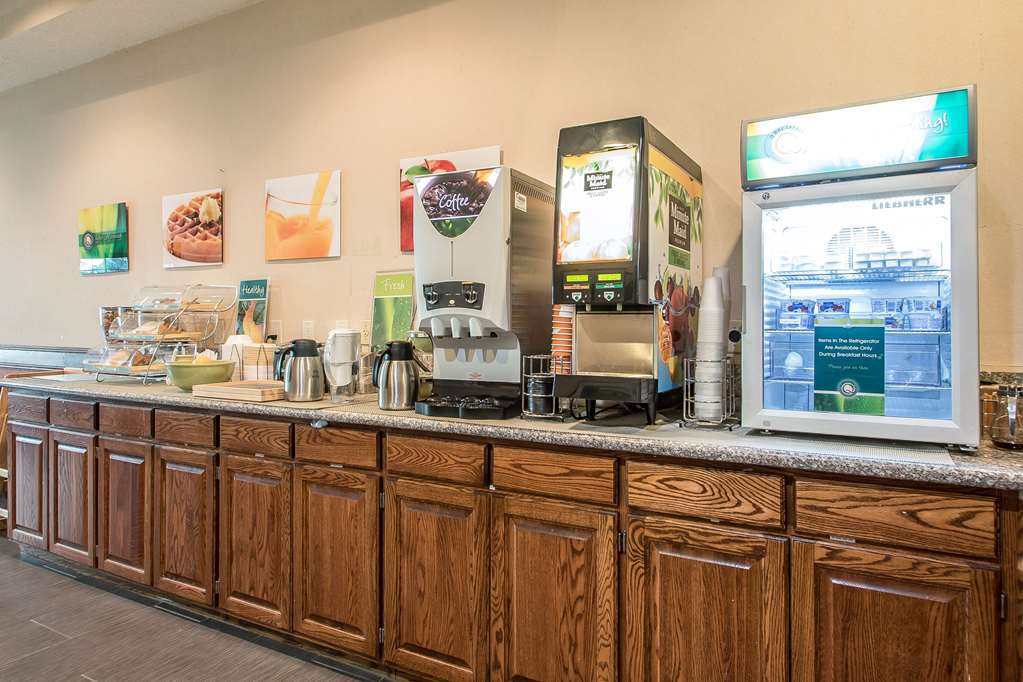Quality Inn & Suites East Troy I 43 - photo 41