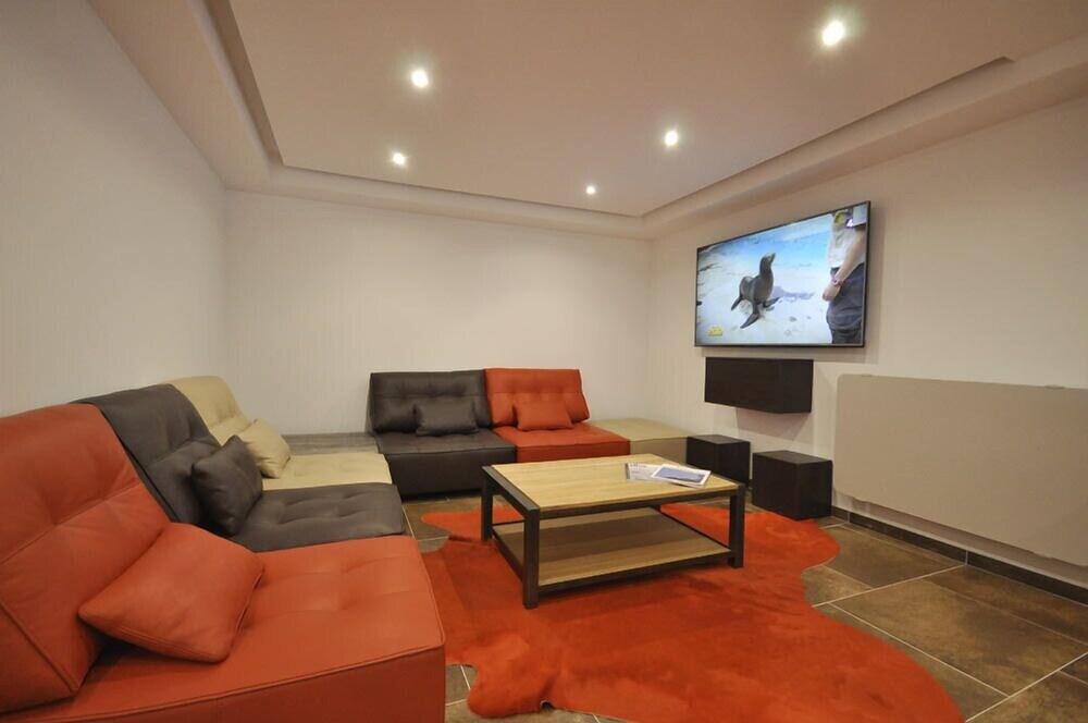 Appartement Le Kilimandjaro — 5-Star Luxury Hotel in Saint-Chaffrey, France