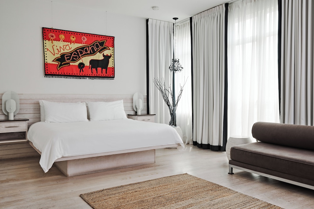 Bungalow Hotel - photo 33