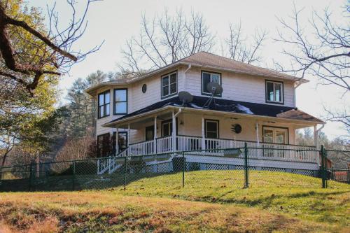 Three Waters - carbon neutral hotel in Marshall