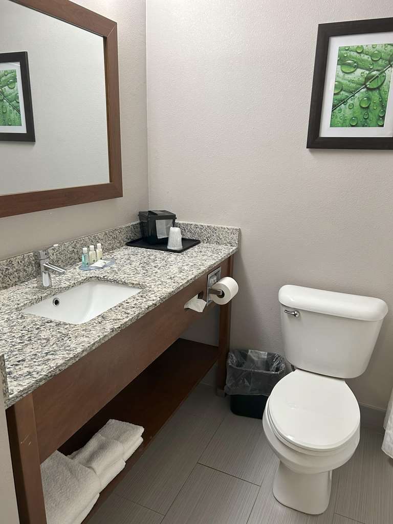 Quality Inn & Suites Tarboro Kingsboro - photo 20
