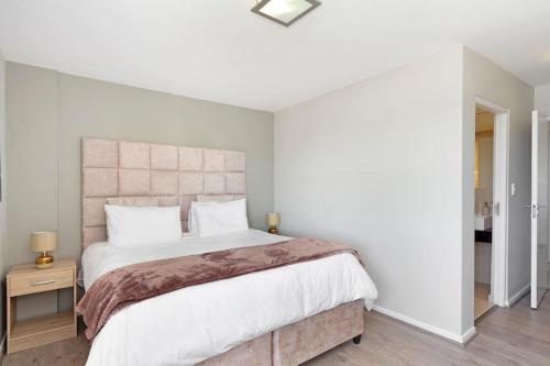 Modern 3 Bed Apartment Blouberg