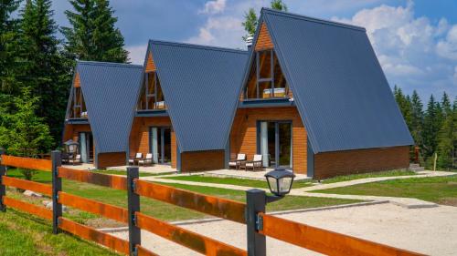 Villas Chardak — 4-Star Luxury Hotel in Zabljak, Montenegro