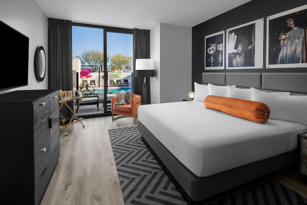 The ENGLISH Hotel Las Vegas a Tribute Portfolio Hotel 21 and over - photo 5