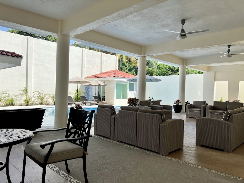 Casa Boutique Maria Bonita — 4-Star Luxury Hotel in La Manzanilla, Mexico