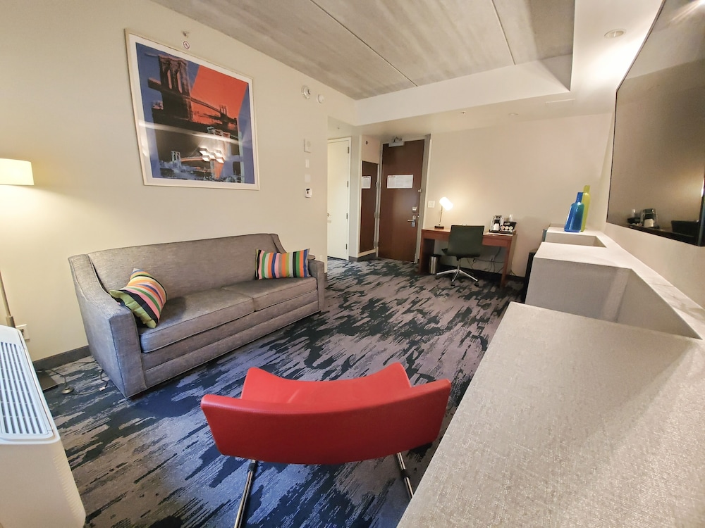 Fairfield Inn & Suites by Marriott New York Brooklyn - photo 19
