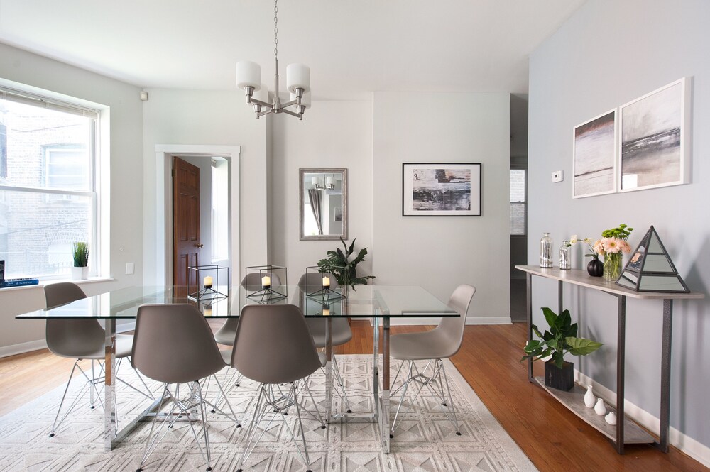 Sophisticated 4BR in Lincoln Park by Sonder - photo 22