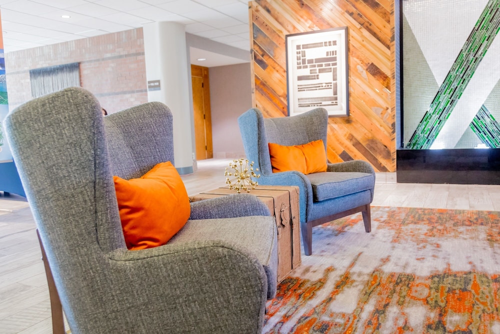 Embassy Suites by Hilton Lexington Green - photo 8