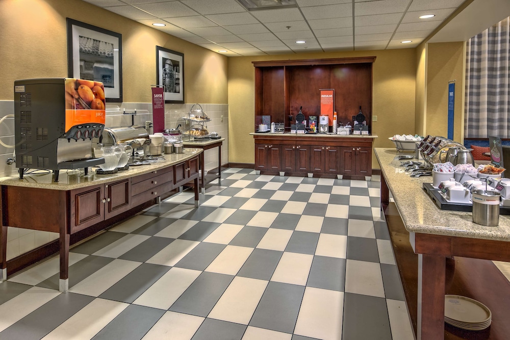 Hampton Inn & Suites Fort Myers Estero FGCU - photo 37