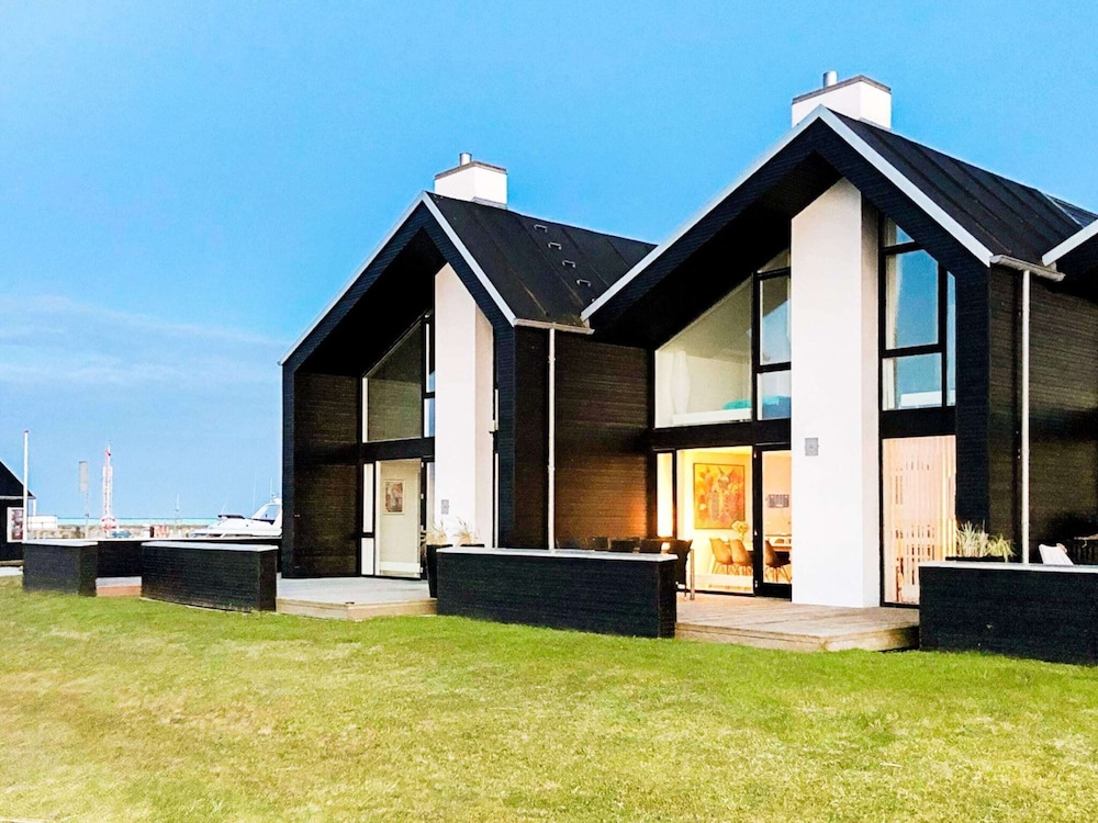 8 person holiday home in Hadsund By Traum — 4-Star Luxury Hotel in Hadsund, Denmark