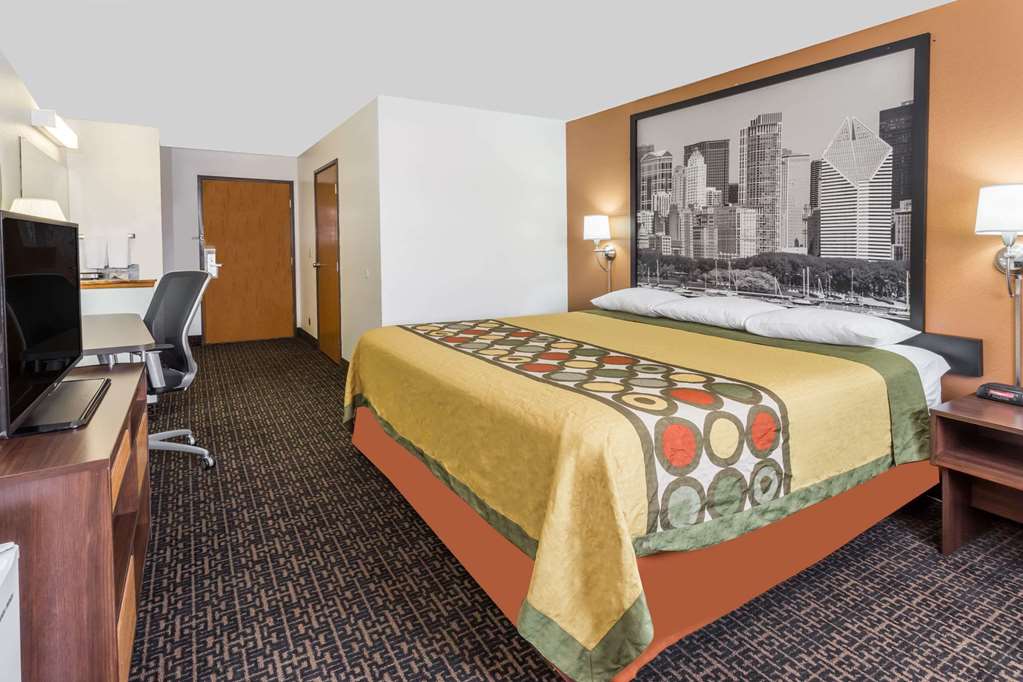 Super 8 by Wyndham Dixon - photo 9