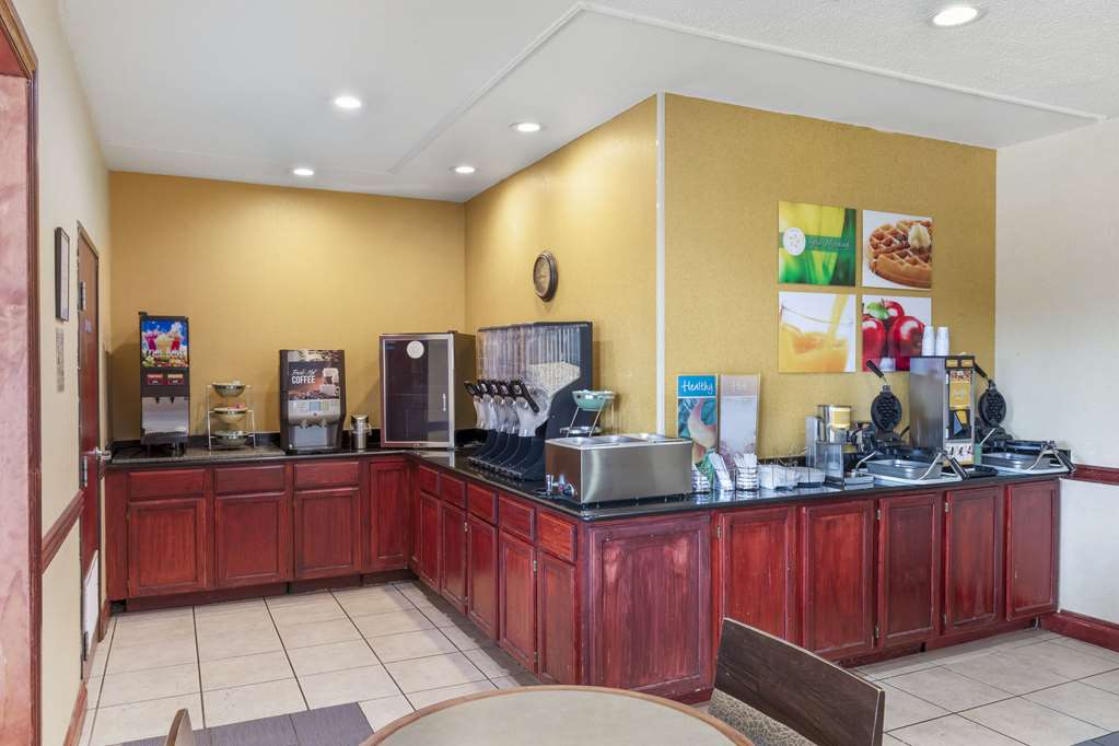 Quality Inn & Suites Wichita Falls I 44 - photo 56
