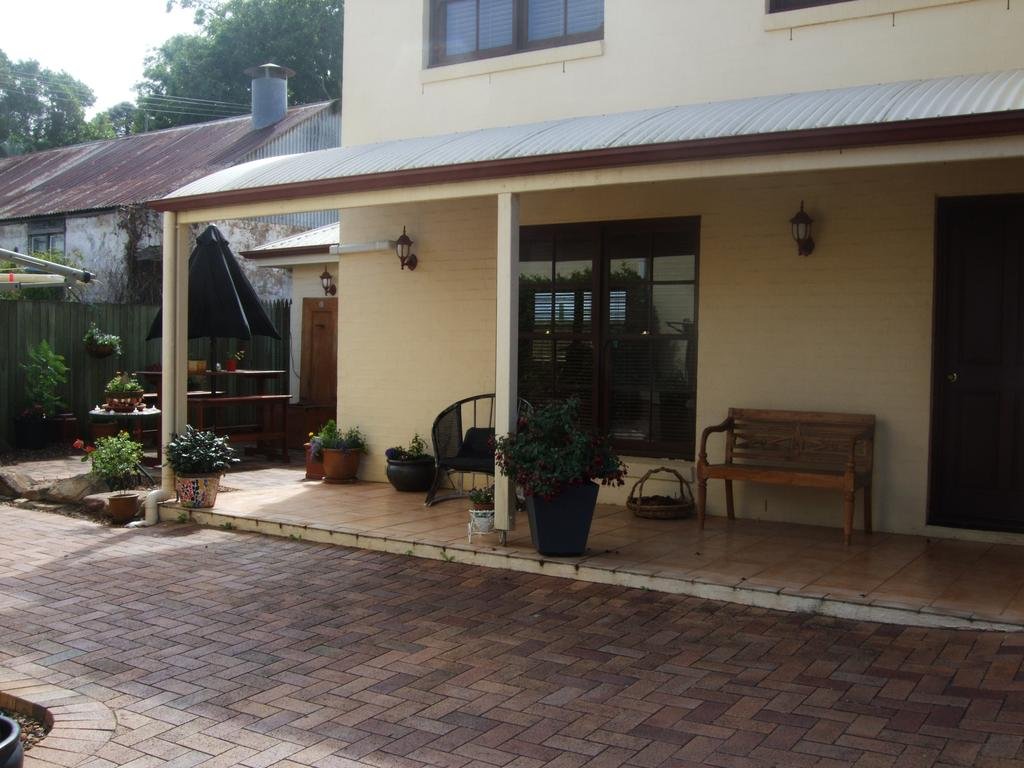 Bannockburn Lodge — 4-Star Luxury Hotel in Toowoomba, Australia