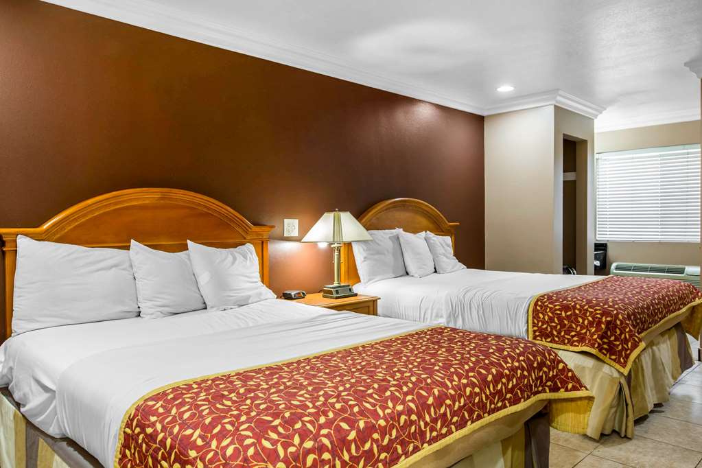 Rodeway Inn Cypress Buena Park - photo 12