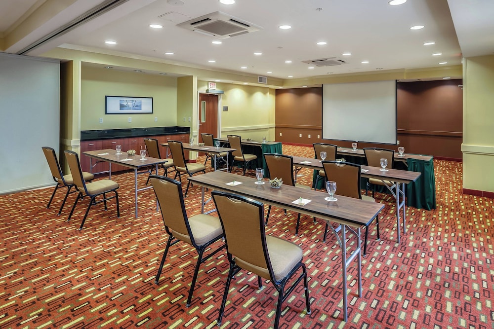 Courtyard by Marriott Jacksonville Beach Oceanfront - photo 43