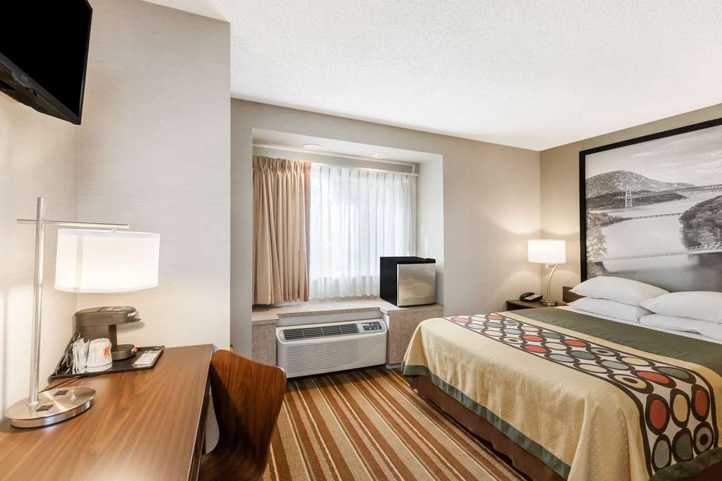 Super 8 by Wyndham Schenectady Albany Area - photo 11