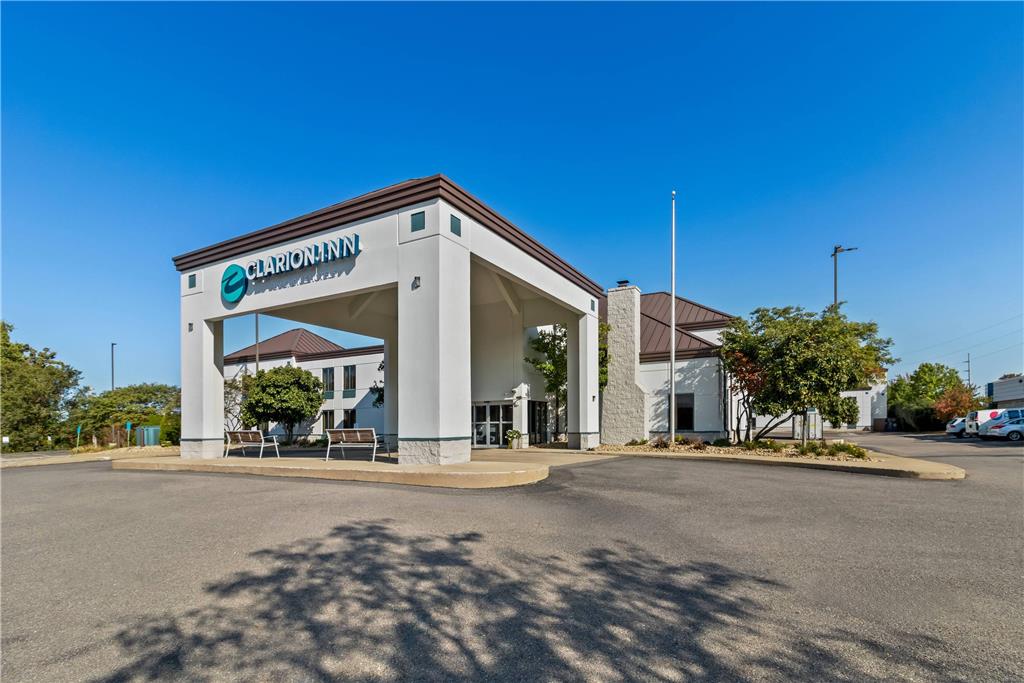 Clarion Inn Cranberry Township — hotel in Cranberry Township