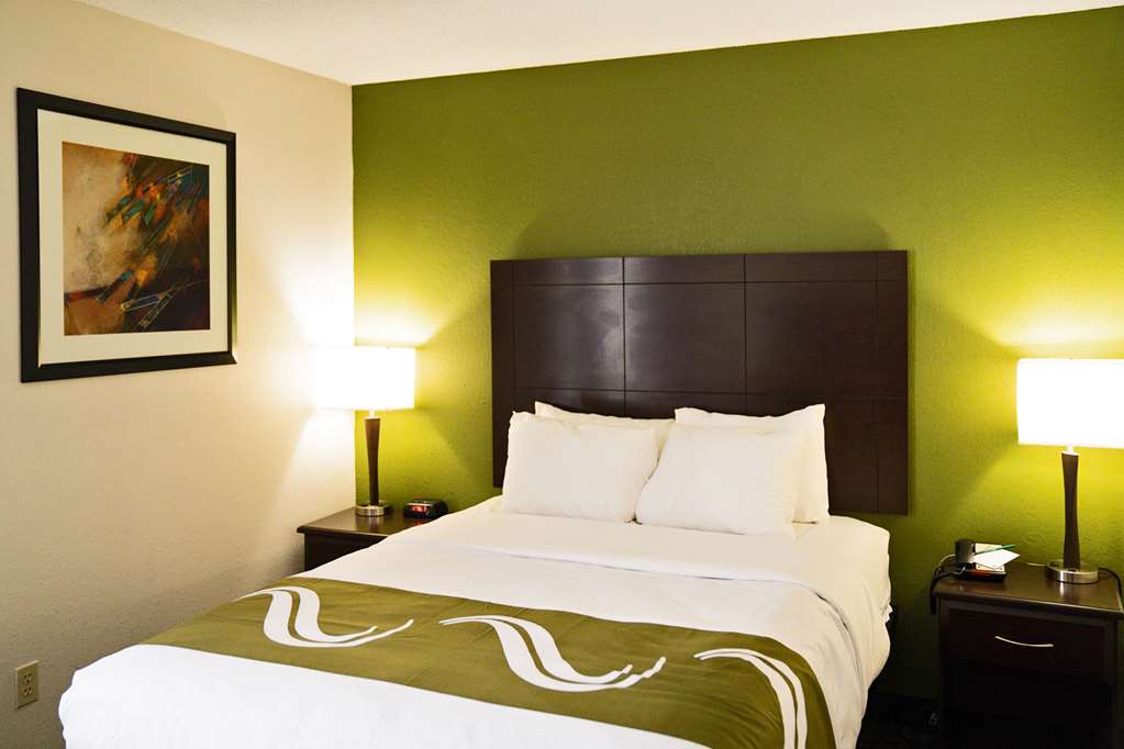 Quality Inn Seymour I 65 - photo 16