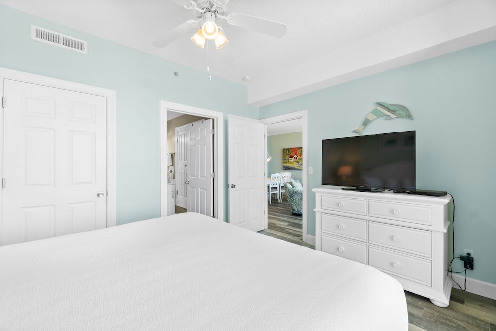 Emerald Isle Beach Resort by Panhandle Getaways - photo 9
