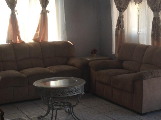 Econo Motor Inn - photo 13