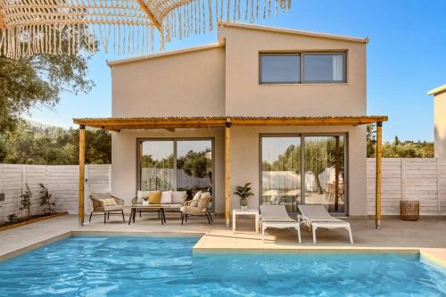 Villa Romas 1 by Villa Plus — 4-Star Luxury Hotel in Sikyon, Greece