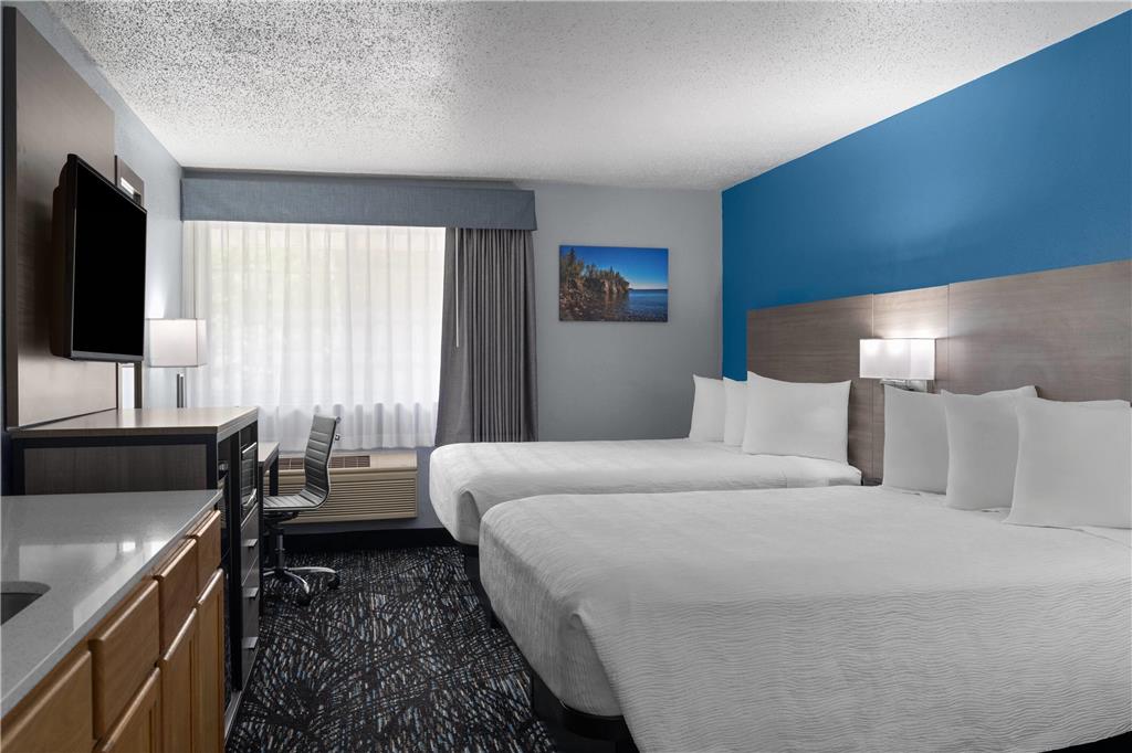 Baymont by Wyndham Duluth Spirit Mountain - photo 17
