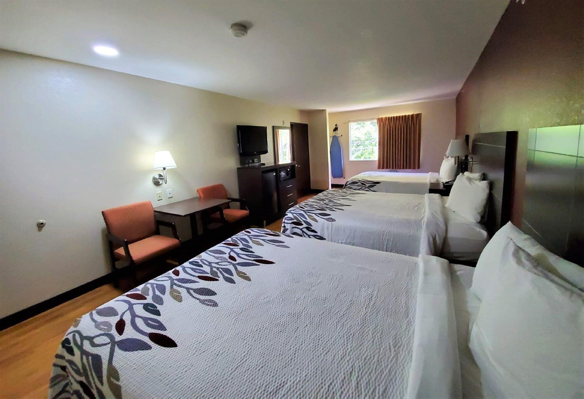 Red Roof Inn San Marcos - photo 3