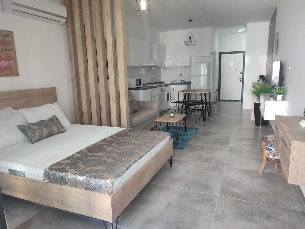 Concept Studios In Caesar Resort Cyprus — Trikomo