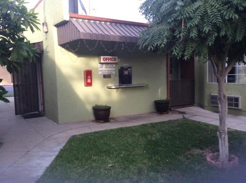 Victory Motel Inn - photo 16