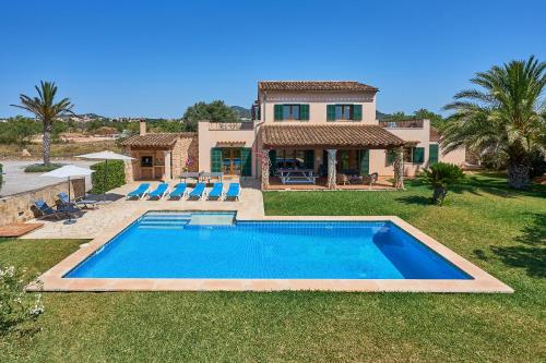 Finca Miralu in Calonge, Spain