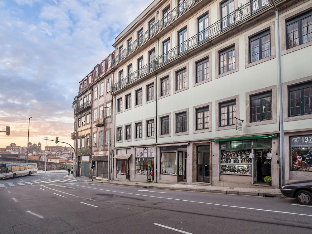 Feel Porto Historical Flats — 4-Star Luxury Hotel in Porto, Portugal