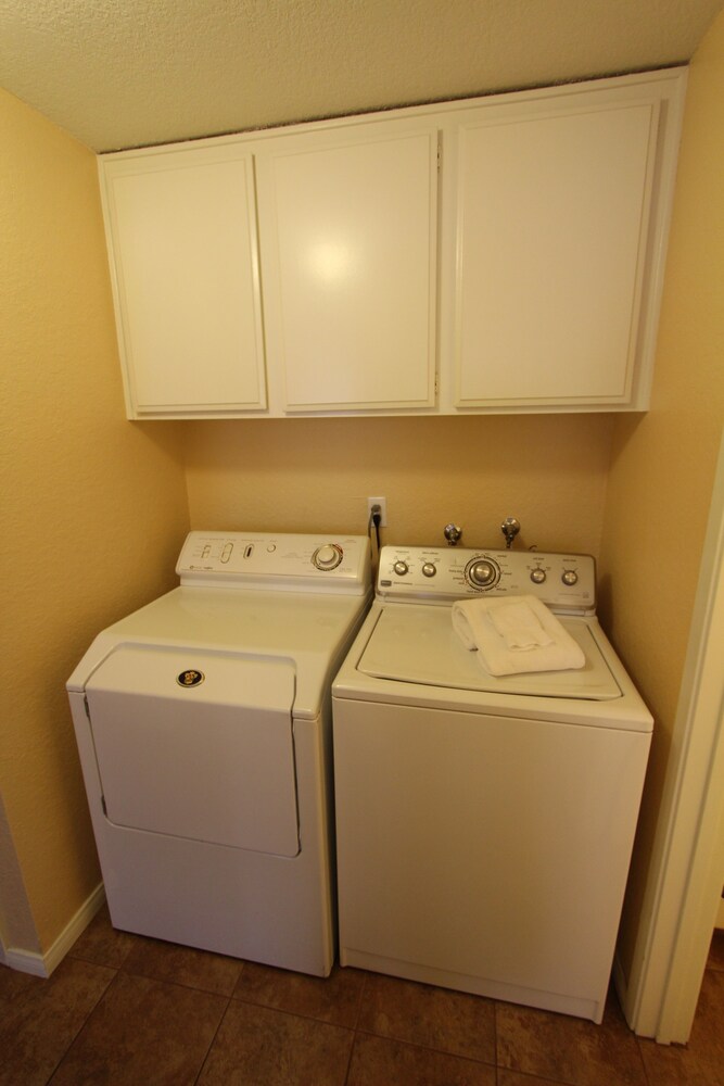 Lake Arrowhead Chalets a VRI resort - photo 23