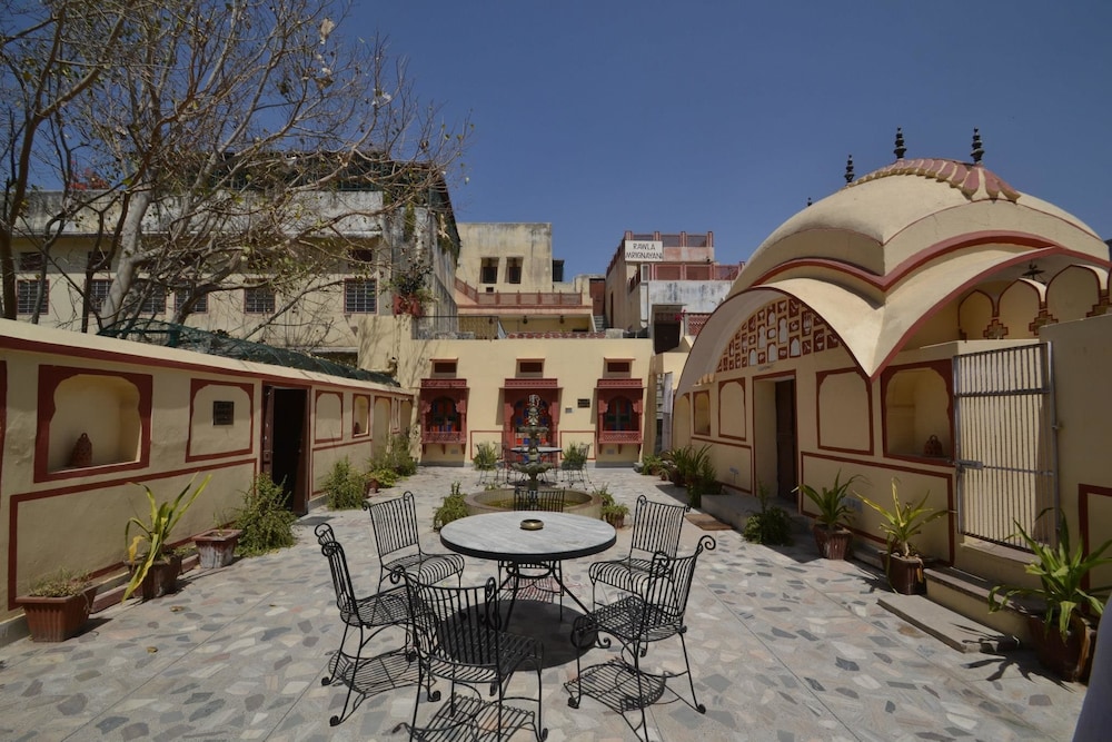 Rawla Mrignayani Palace — Jaipur — photo 2