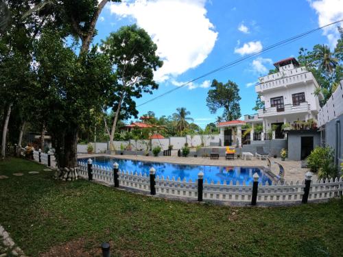New Wijaya Villa — 4-Star Luxury Hotel in Unawatuna, Sri Lanka