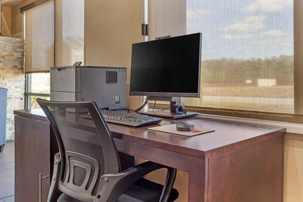 Comfort Suites Wilson I 95 - photo 25