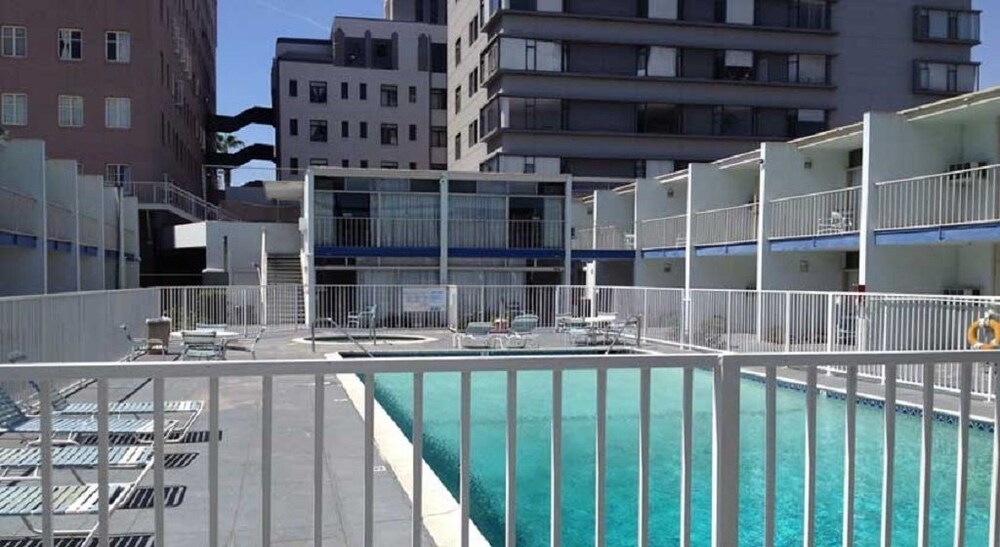 Inn Of Long Beach - photo 24