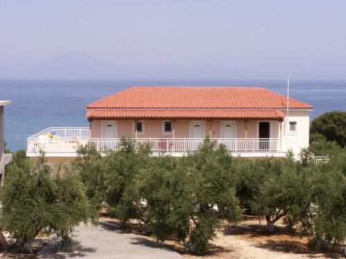 Kastro Beach — Mytilene — photo 3