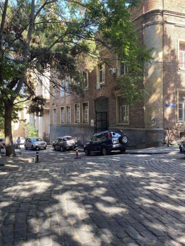Art Apartment in Kala Tbilisi Historic District