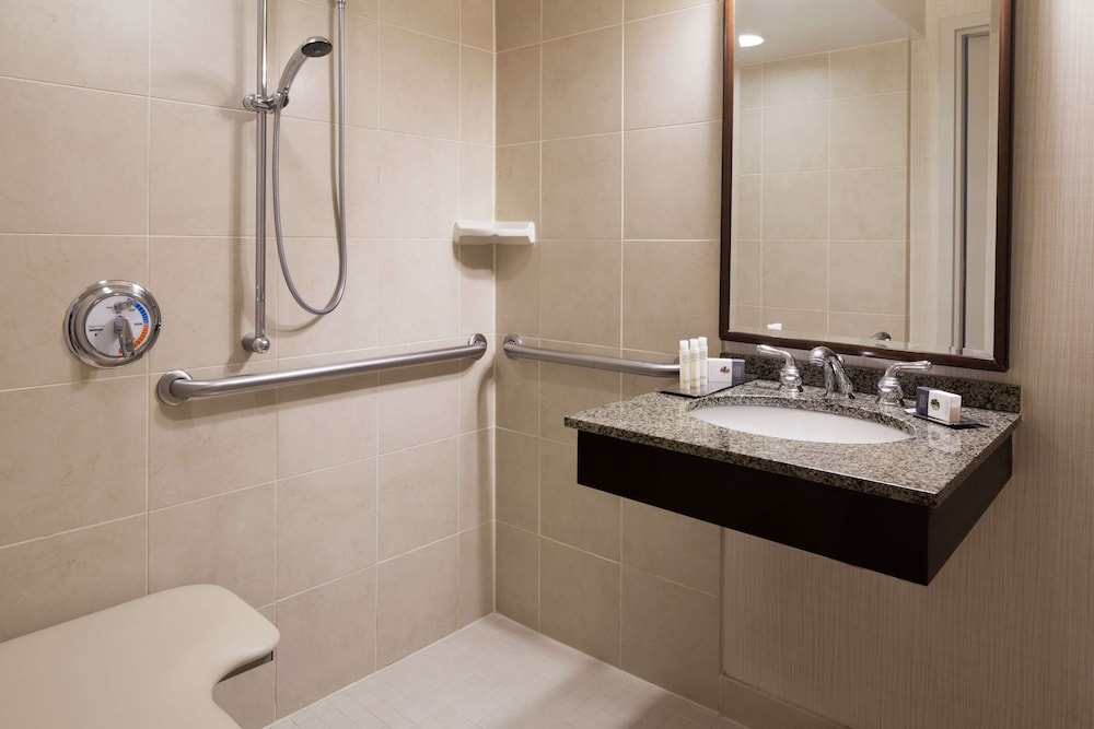 Doubletree by Hilton Somerset Hotel and Conference Center - photo 22