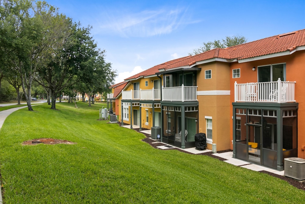 Minutes to Disney Boutique 3BR 2.5 Bath Coastal TH - photo 39