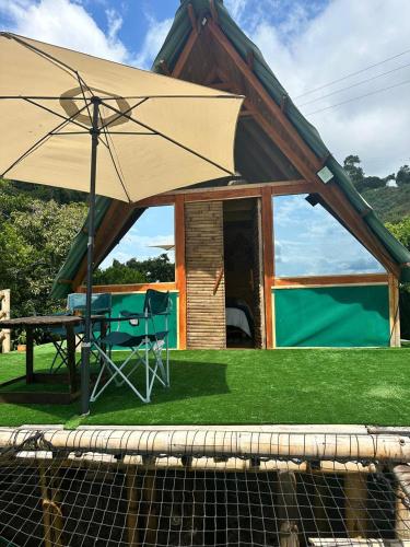 JUNGLAMP Conexión con la naturaleza in La Mesa, Colombia