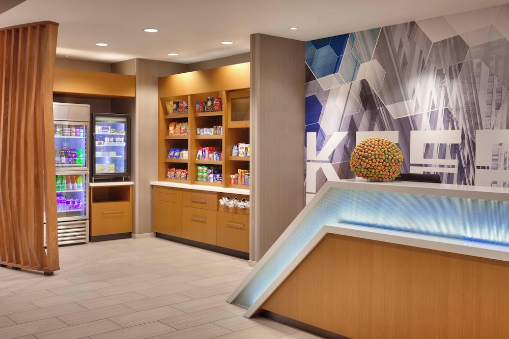 SpringHill Suites by Marriott Coralville - photo 18