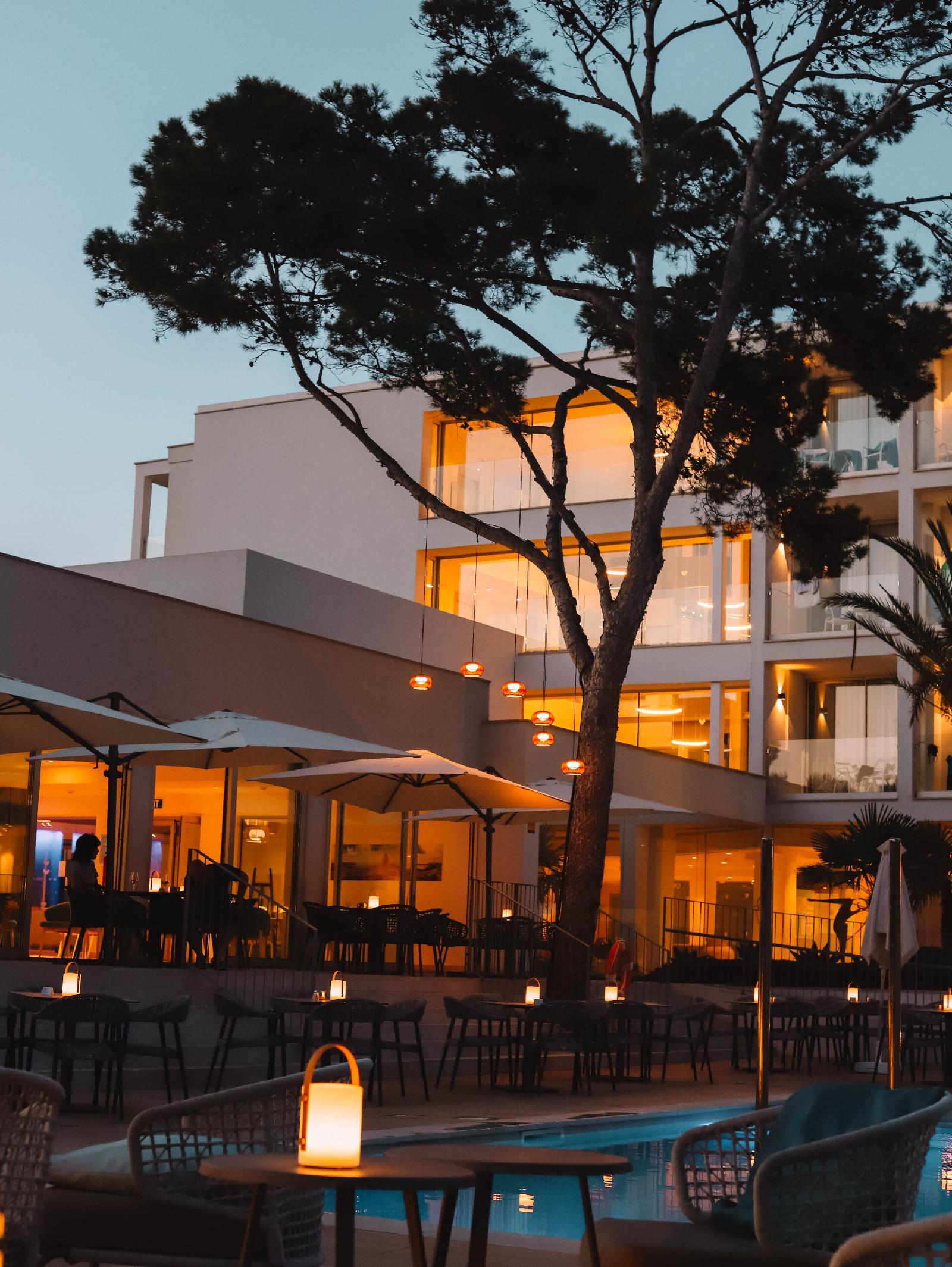 Diamant Hotel & Aparthotel — 4-Star Luxury Hotel in Cala Rajada, Spain