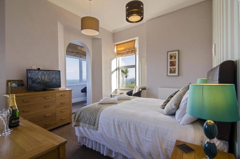 The Buccaneer Inn - carbon neutral hotel in Torquay
