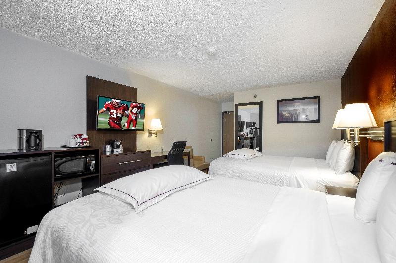 Red Roof Inn PLUS & Suites Malone - photo 28