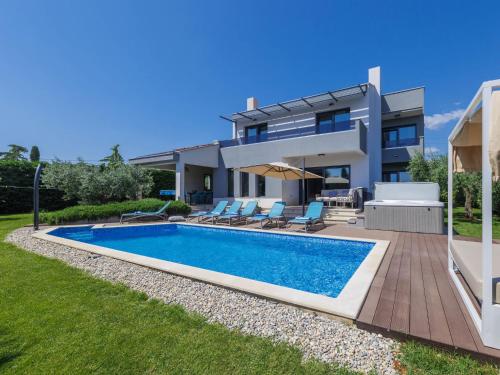 Villa Grande by Interhome — 4-Star Luxury Hotel in Tar, Croatia